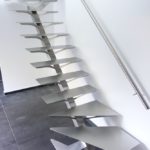 Escalier contemporain double quart inox brossé