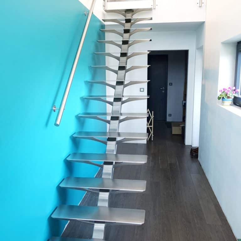 Escalier droit inox monopoutre