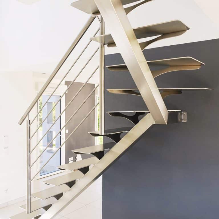 Escalier inox quart-tournant